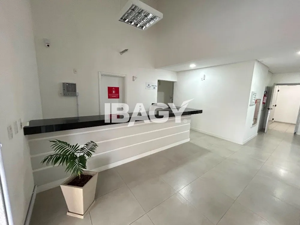Unfurnished 77 m² apartment with 1 en-suite bedroom — photo 17