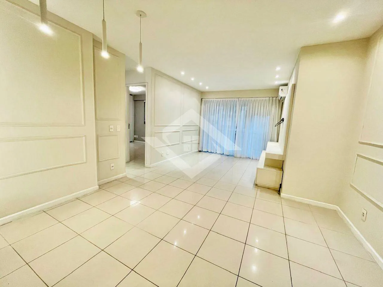 Apartamento, 99 m², com closet — photo 20