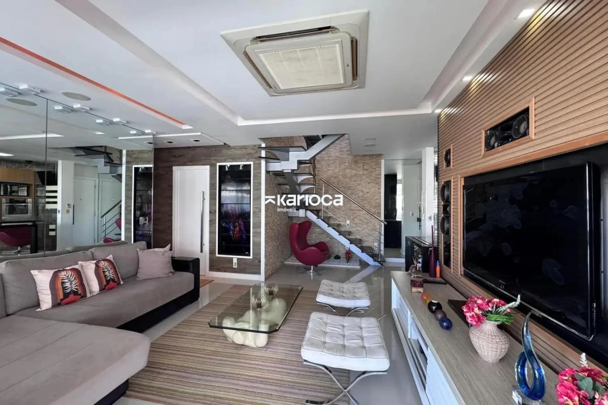 Cobertura de 200 m² com 3 quartos e varanda fechada — photo 3