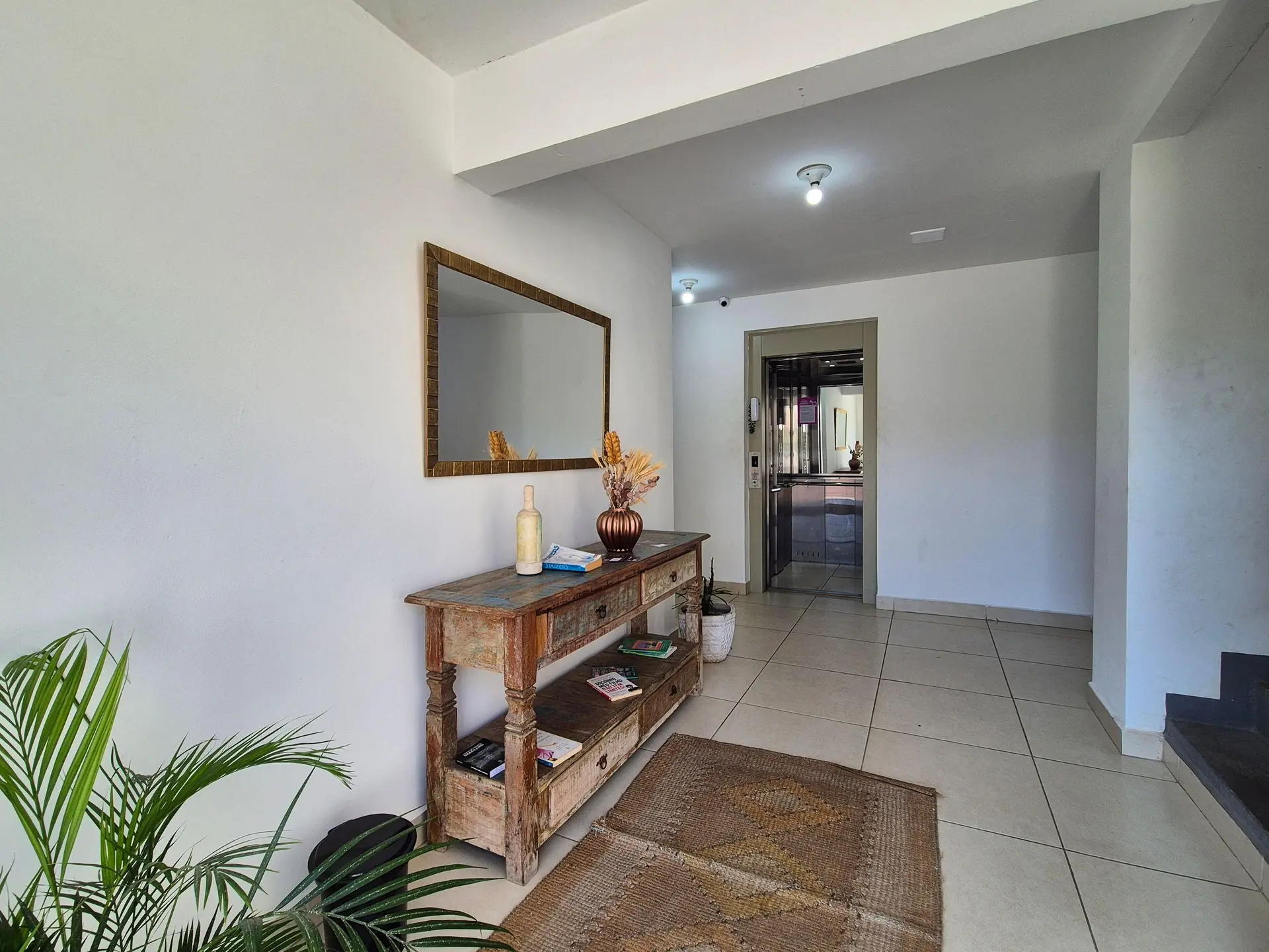 Apartamento mobiliado com 2 quartos e cozinha a gás — photo 28