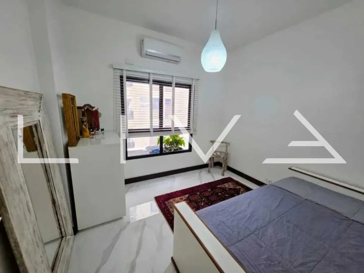 Departamento de 2 dormitorios con ventanales de piso a techo — photo 17