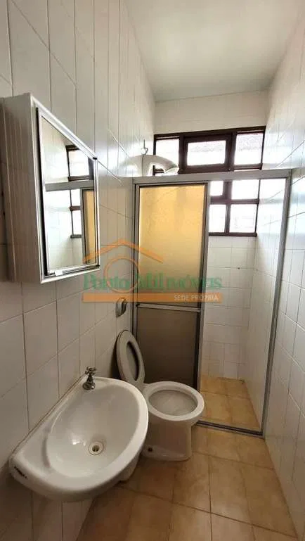 House with 3 bedrooms, 330 m² and 2 parking spaces — photo 8