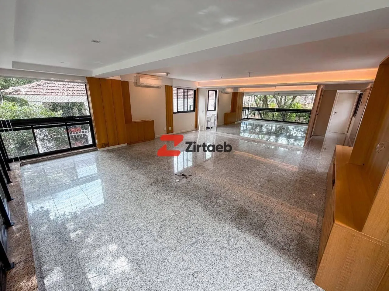 4-bedroom apartment with a walk-in closet in Rio de Janeiro — photo 6