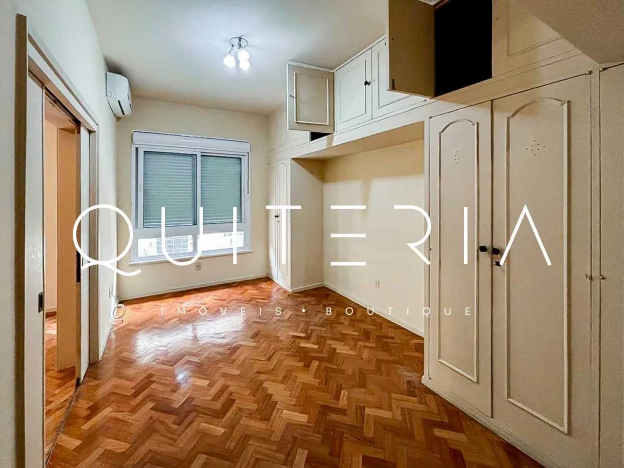Apartamento com 4 quartos e cozinha separada de 212 m² — photo 8