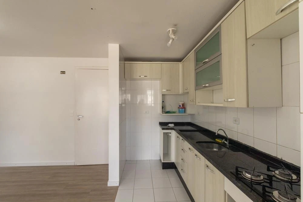 2-bedroom apartment with a home office — photo 3