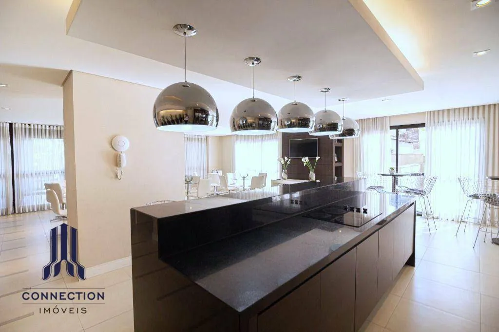 1-bedroom apartment with open-plan kitchen and 44 m² — photo 11