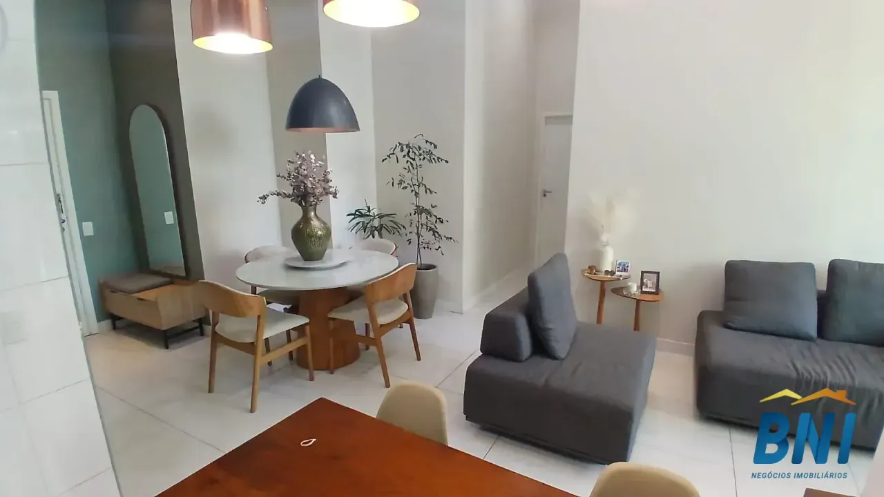 Apartamento de 2 quartos com cozinha integrada e varanda — photo 13