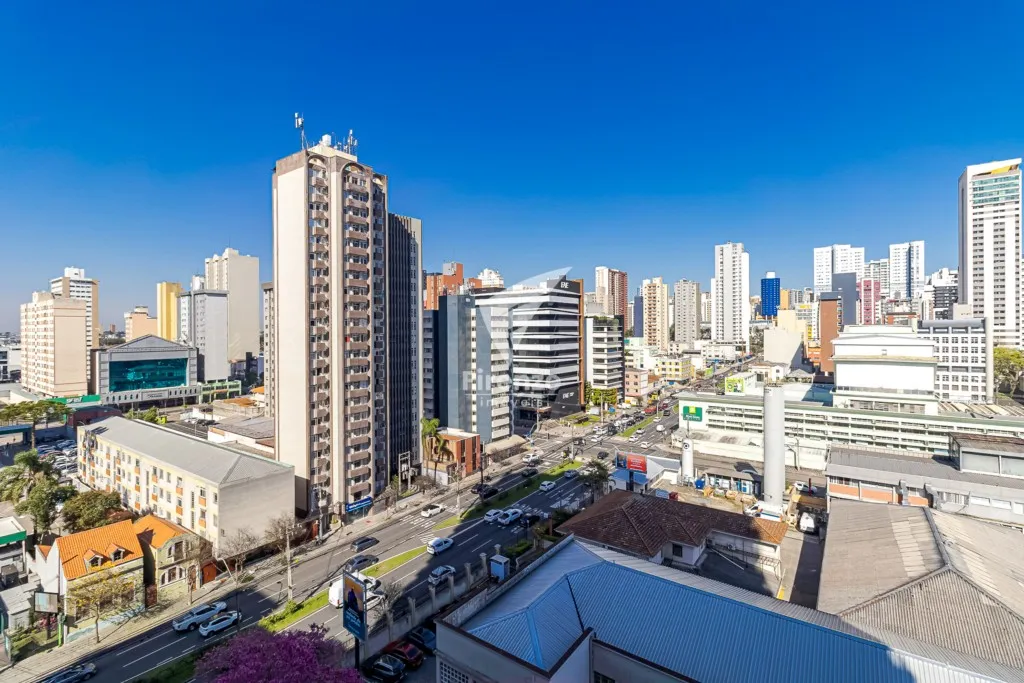 Apartamento mobiliado com cozinha integrada e varanda fechada — photo 27
