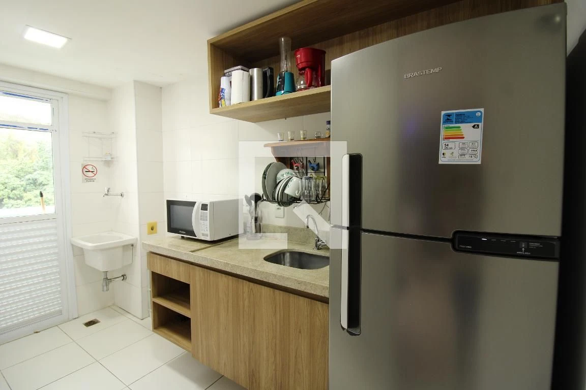1-bedroom apartment with a glassed-in balcony — photo 2