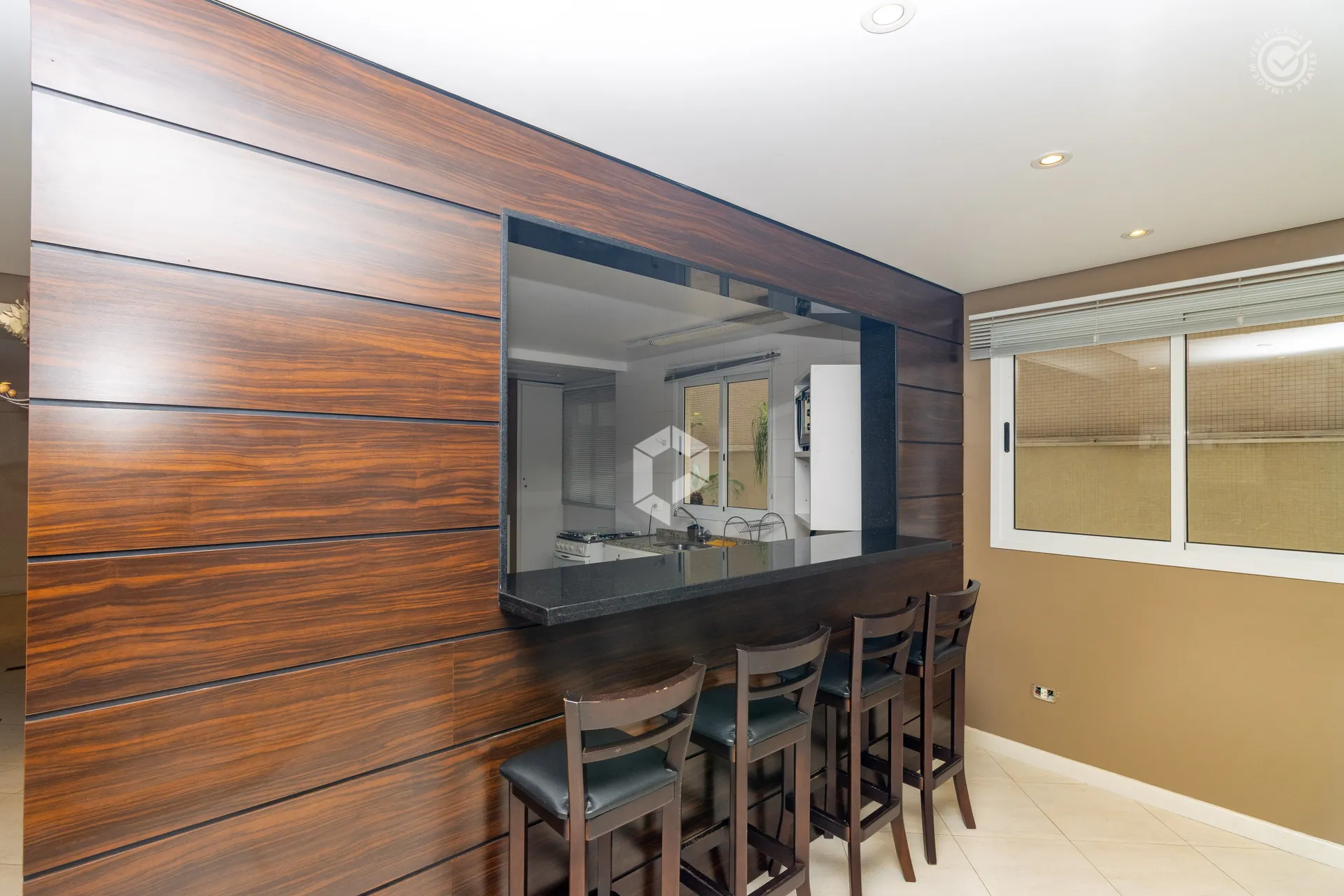 2-bedroom apartment with 137 m² and fitted kitchen cabinets — photo 23