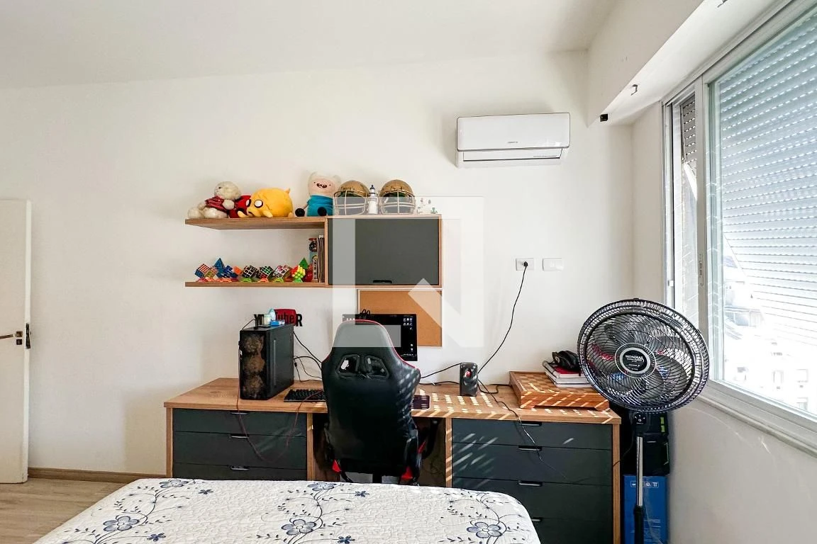 Furnished apartment, 144 m², with a walk-in closet — photo 26