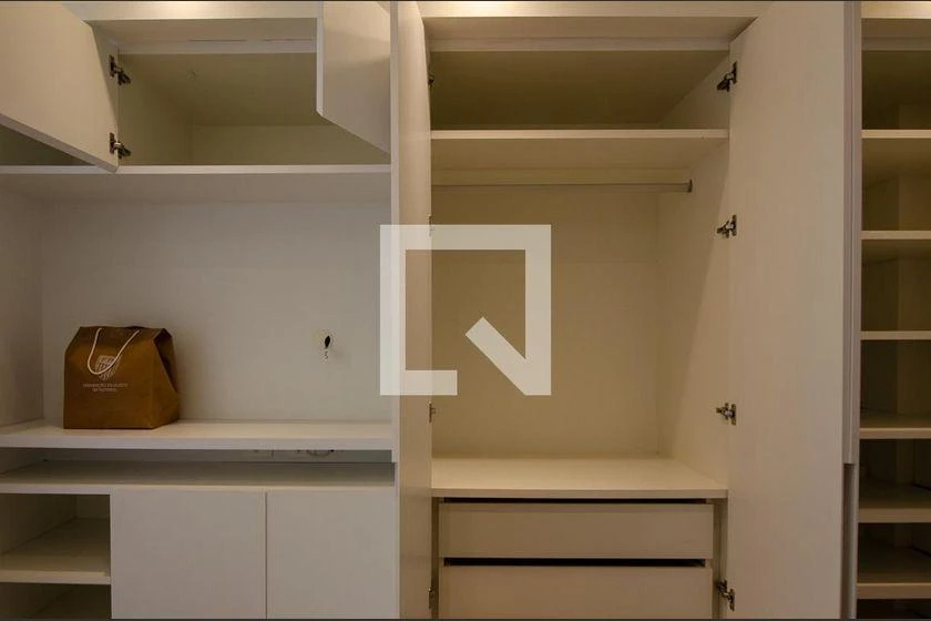 Casa de 4 quartos com 234 m² e 6 banheiros — photo 20