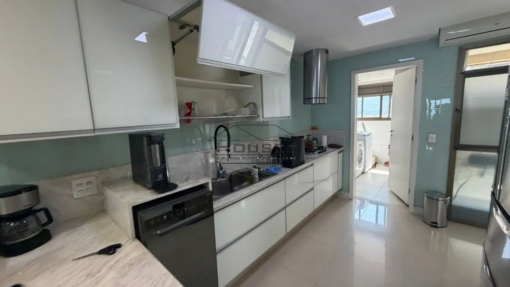 4-bedroom unfurnished apartment with 1 bathroom — photo 42