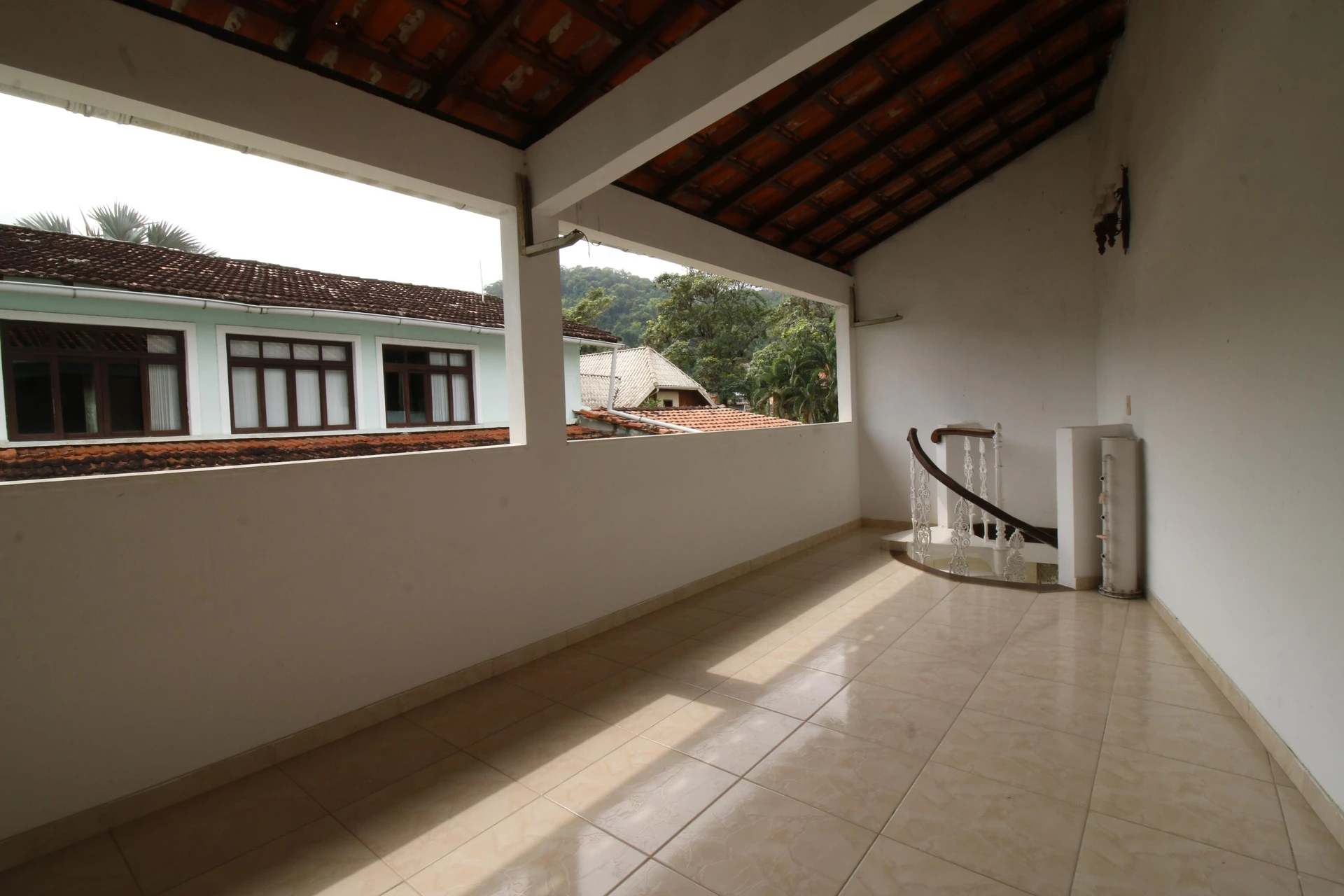 3-bedroom house with a garden — photo 44