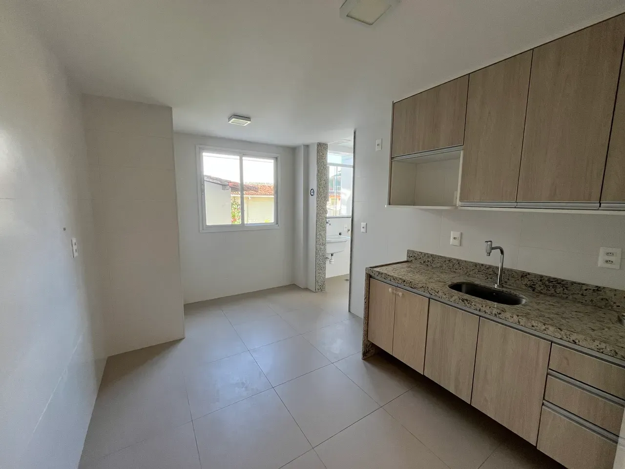 121 m² apartment on the 4th floor with 3 bedrooms — photo 2