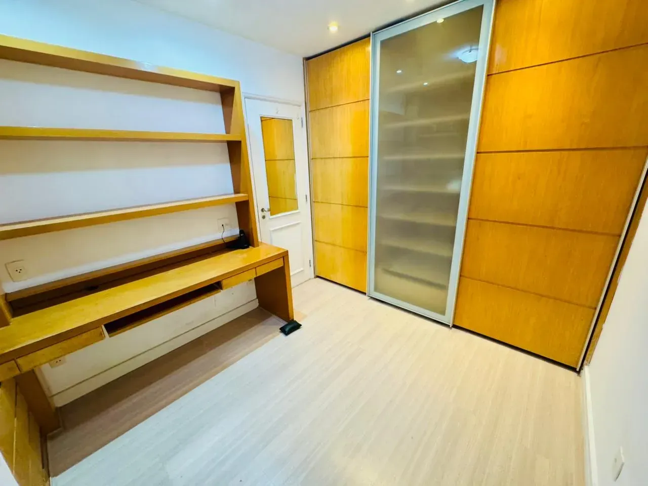 Apartamento mobiliado com 3 quartos e 3 banheiros — photo 26