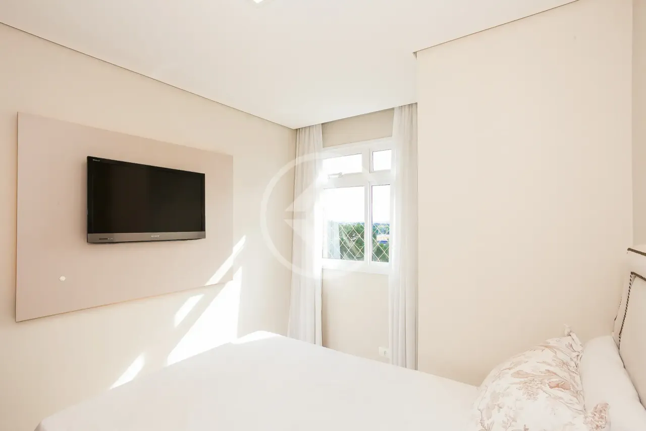 Furnished 3-bedroom apartment with 1 en-suite — photo 12