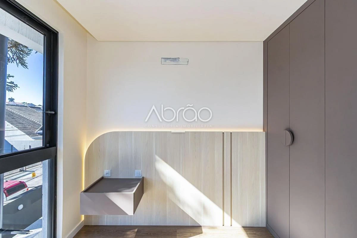 House with a washing machine and open-plan kitchen — photo 23