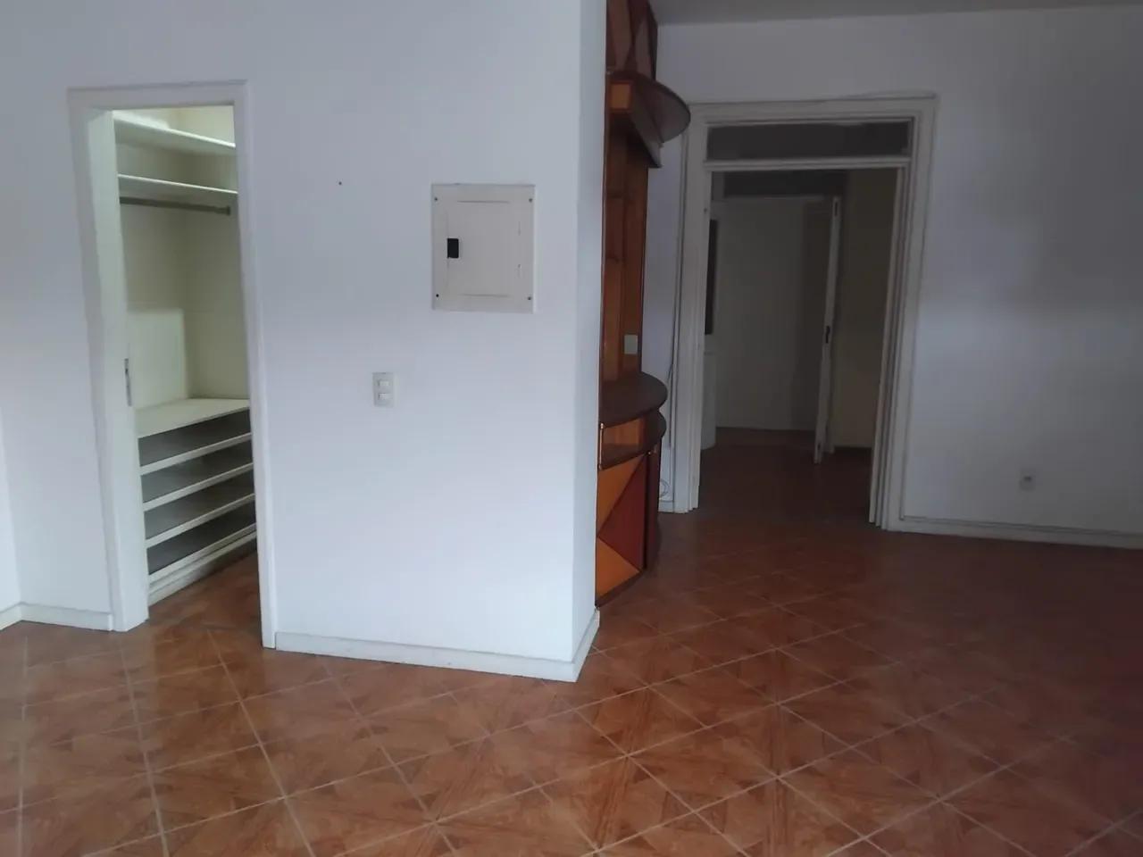 Triplex house with 7 bedrooms and 5 bathrooms — photo 54