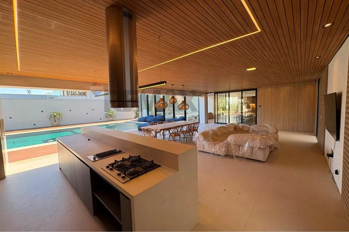 Furnished house with 5 en-suite bedrooms and private BBQ — photo 16