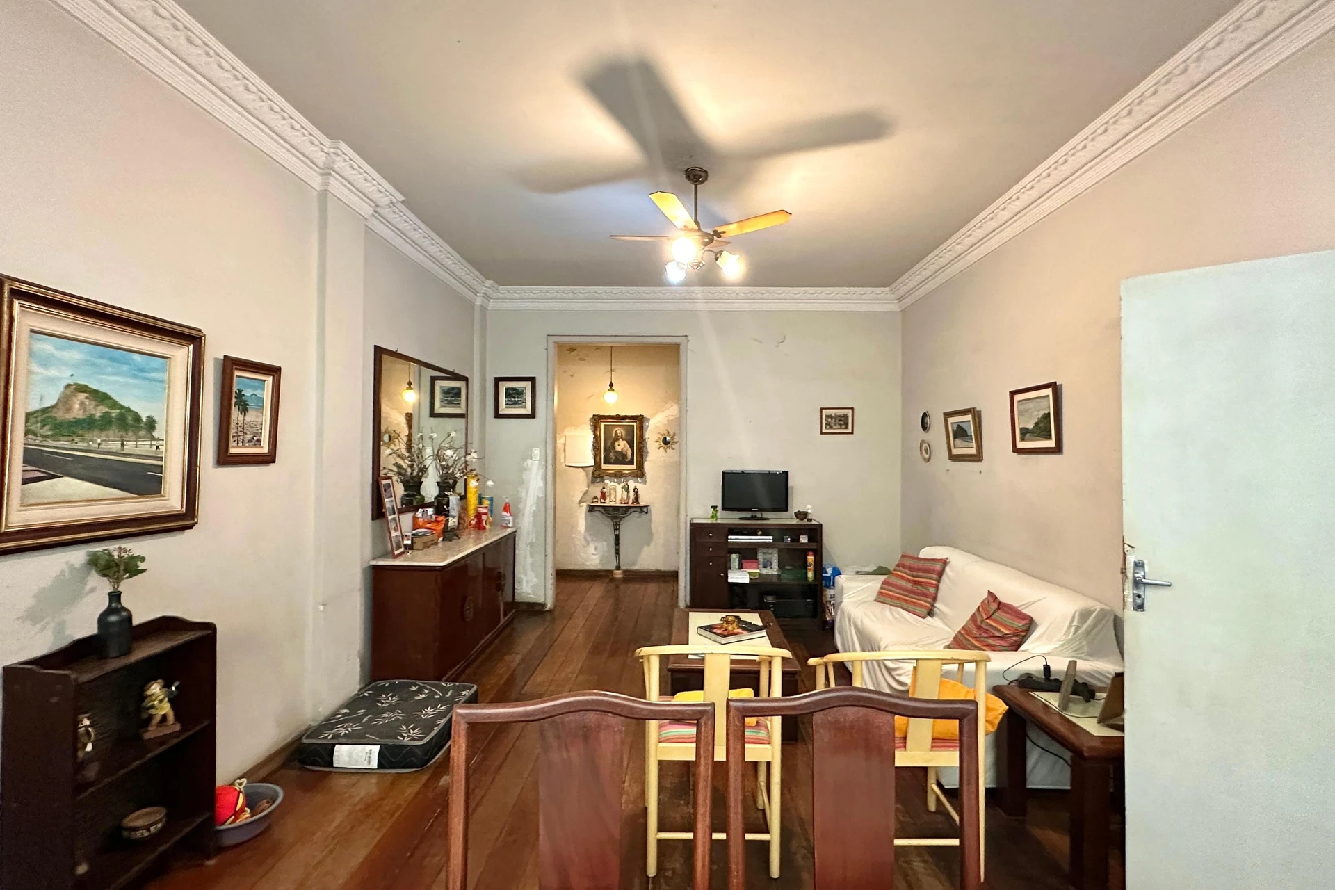 Furnished apartment with 3 bedrooms and 2 bathrooms — photo 29