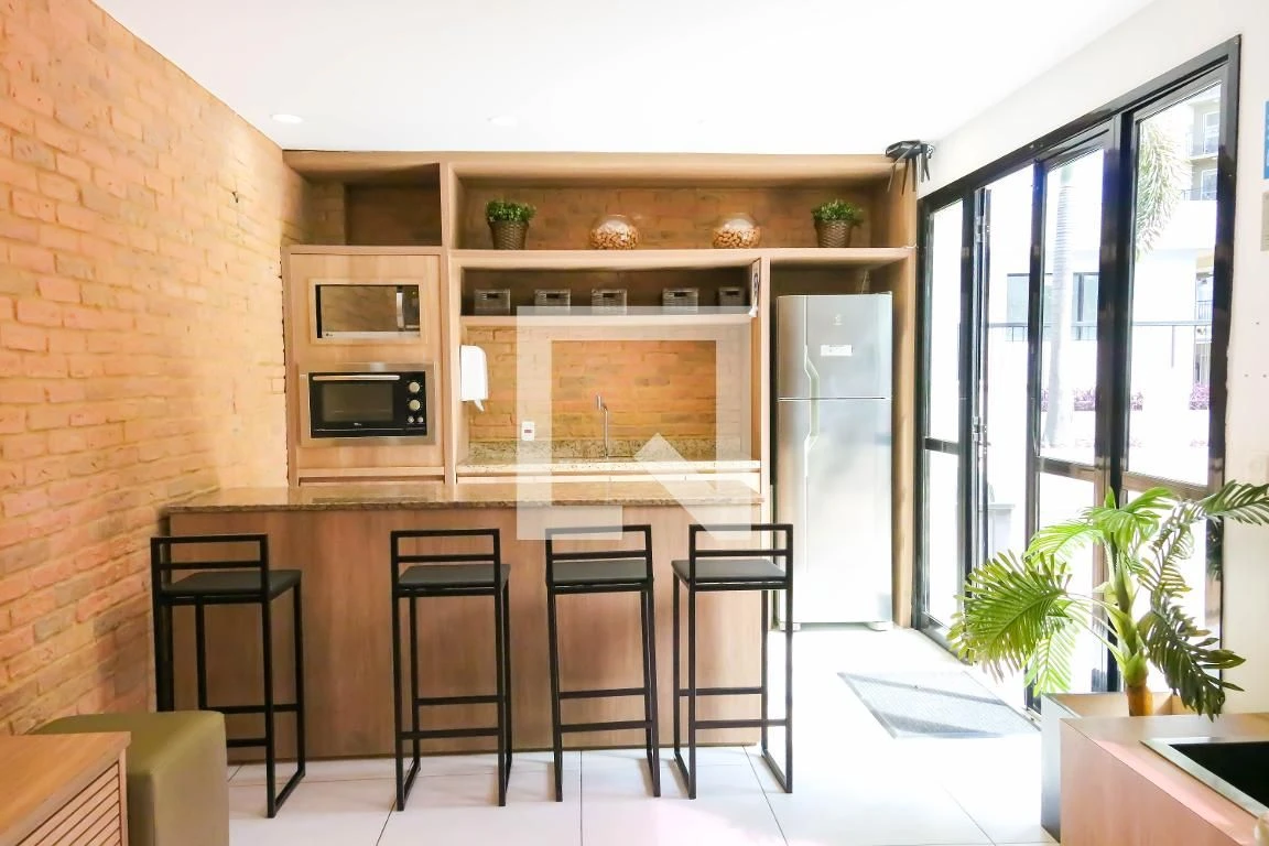 2-bedroom apartment with a home office — photo 76