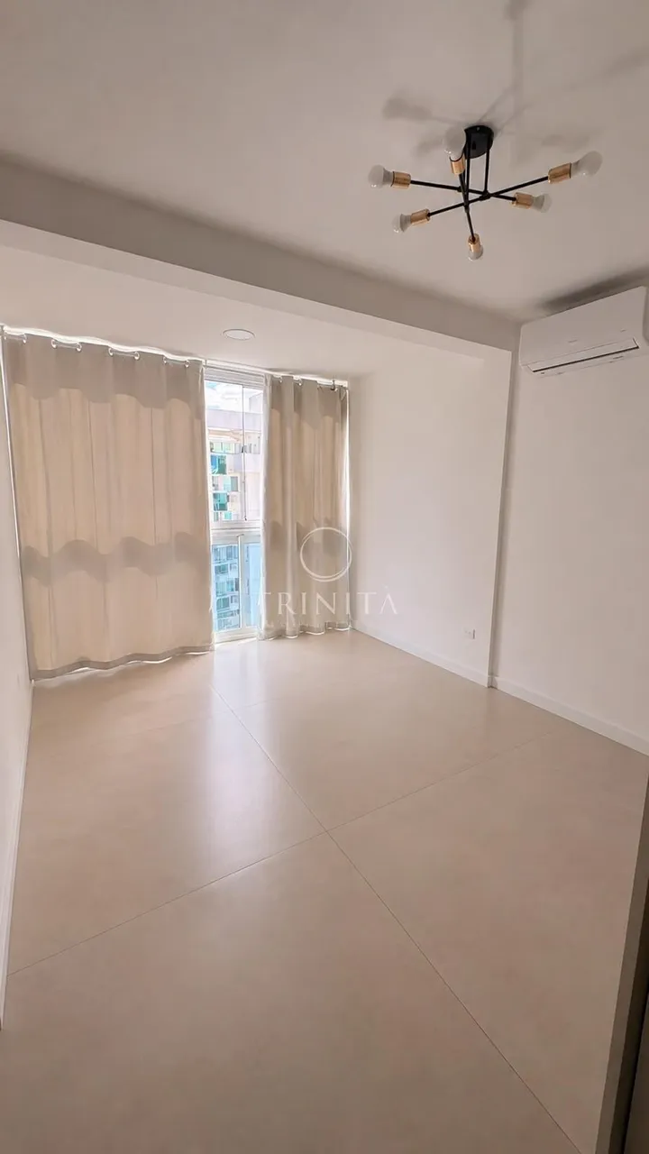 Unfurnished apartment with 3 bedrooms and 4 bathrooms — photo 7