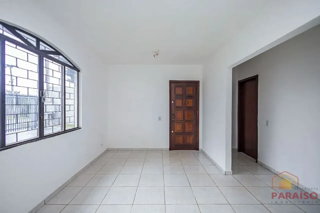 Single-level house with 2 bedrooms and 1 bathroom — photo 2
