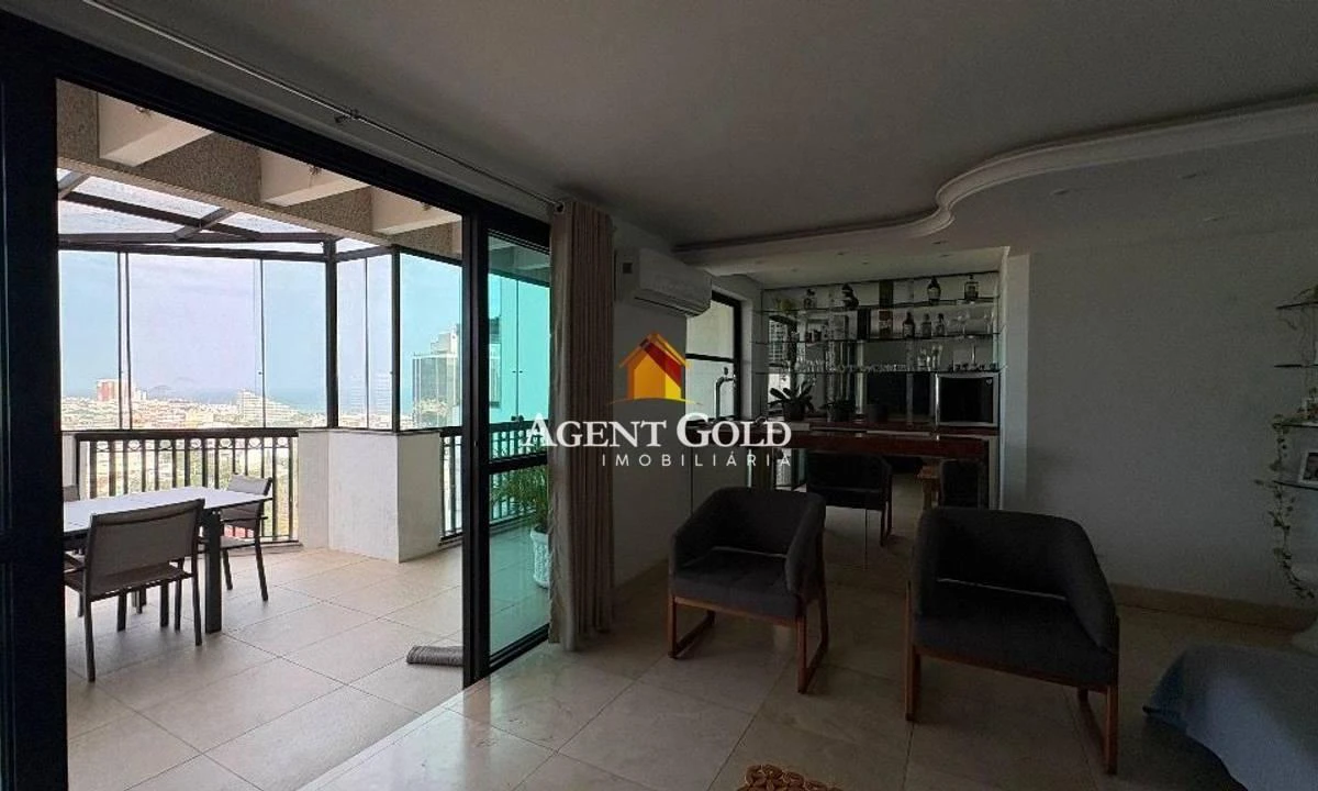 4-bedroom apartment in a building with a sauna — photo 6