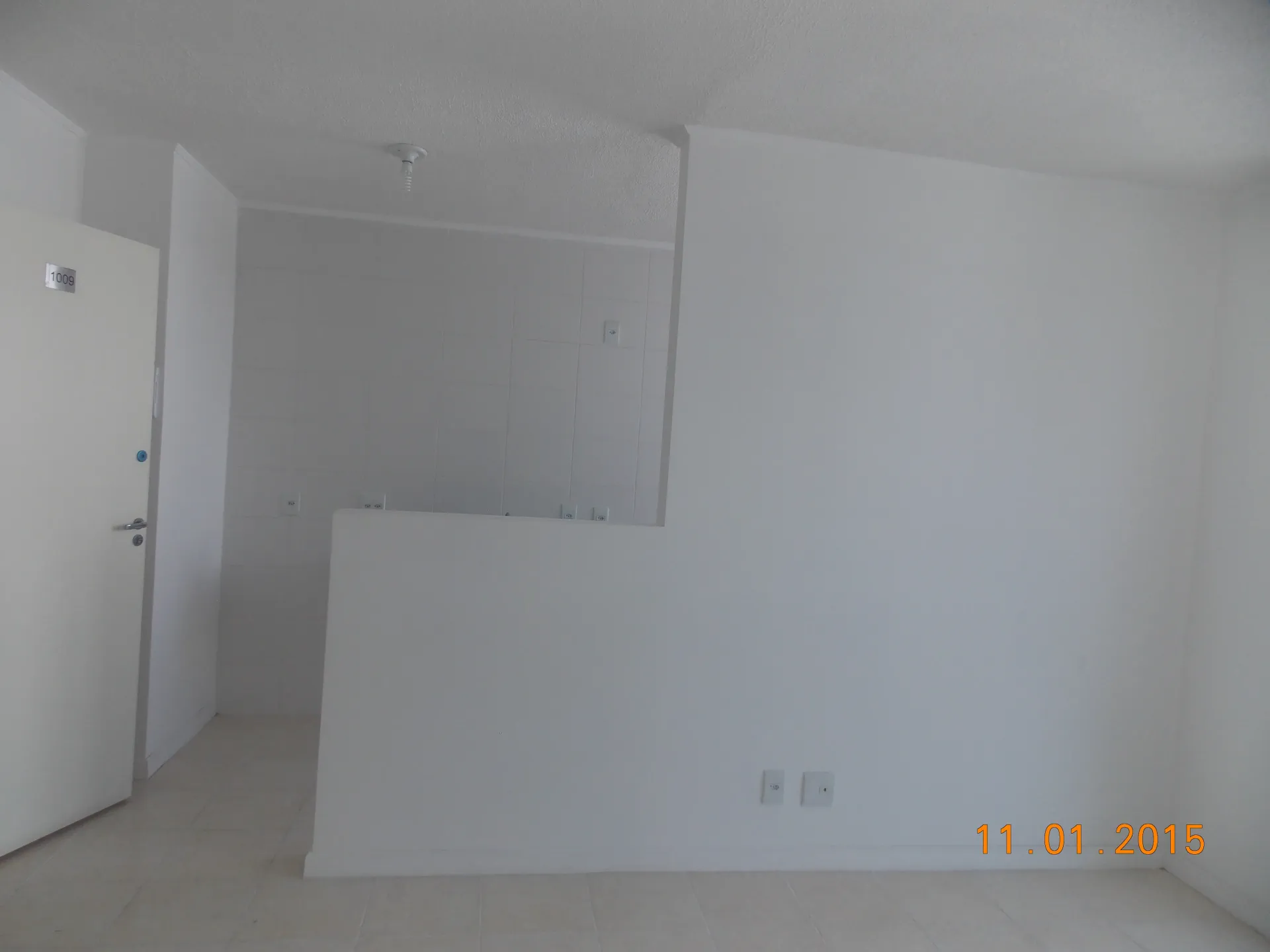 Apartment with 2 bedrooms and a closed-off kitchen — photo 19