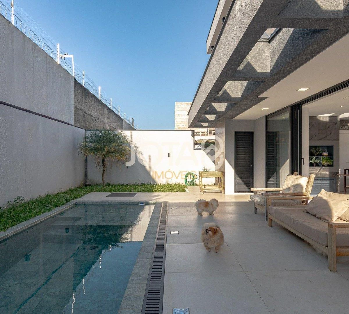 Casa mobiliada de 283 m² com cozinha integrada