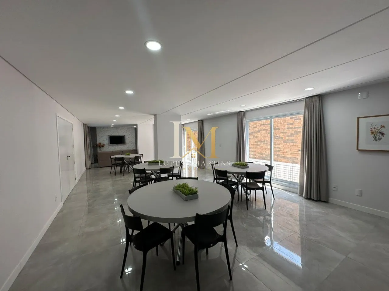 63 m² apartment with a washing machine and a home office — photo 33