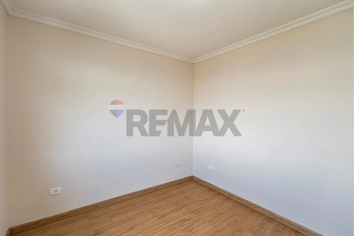 Wood or laminate floors in a 2-bedroom apartment, 70 m² — photo 35