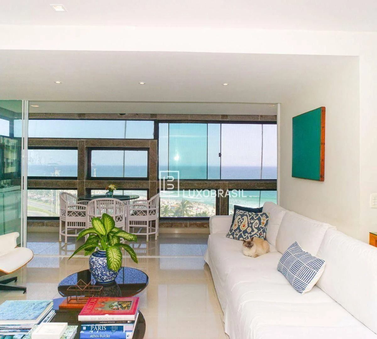 Apartamento mobiliado com varanda envidraçada e 4 quartos — photo 2