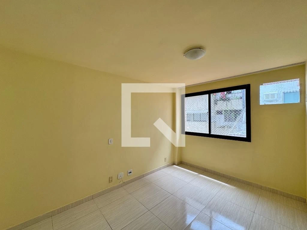 Apartment, 92 m², with a glass-enclosed balcony — photo 3