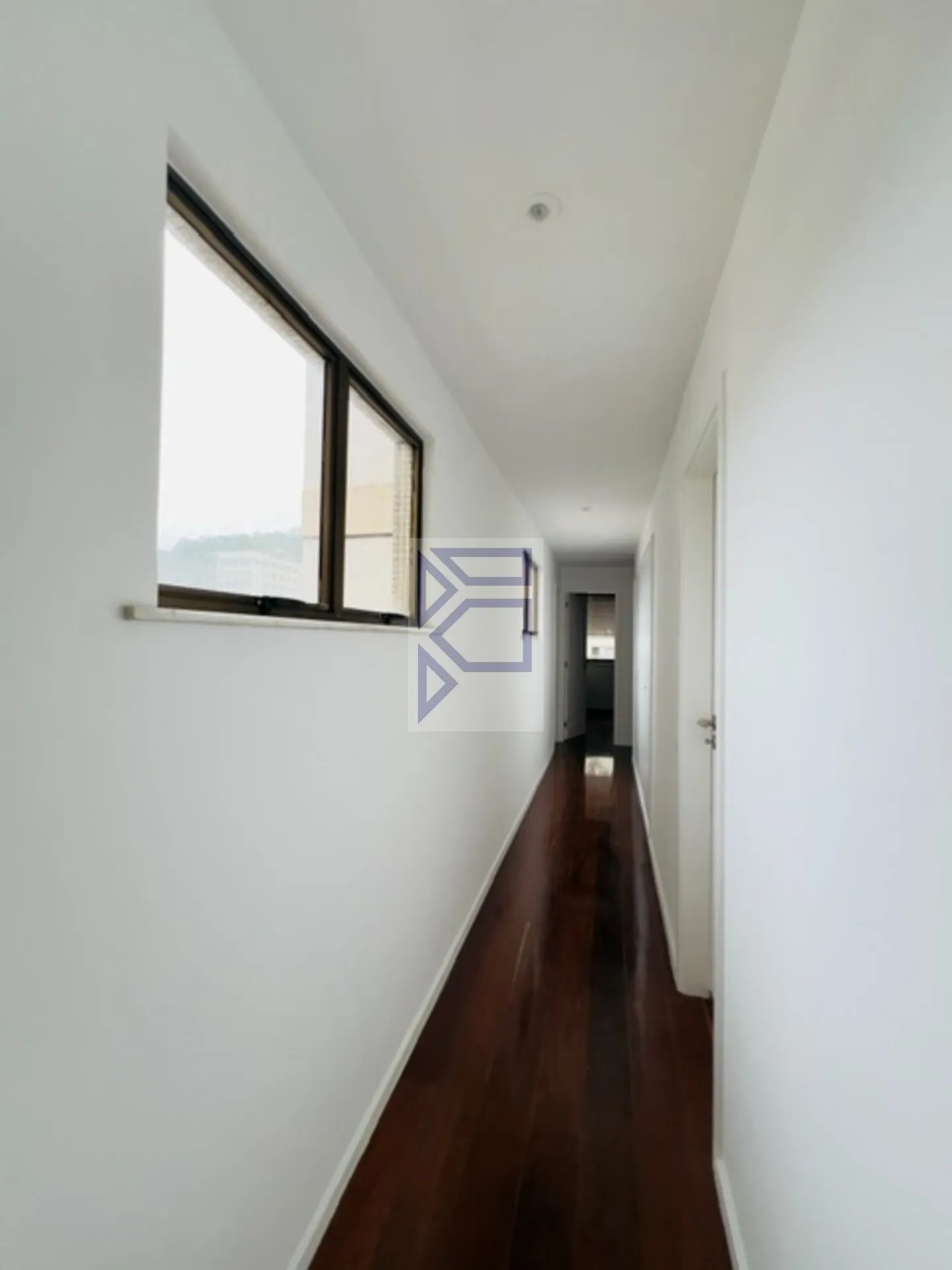 Apartamento de 227 m² com 4 quartos e 3 vagas — photo 5