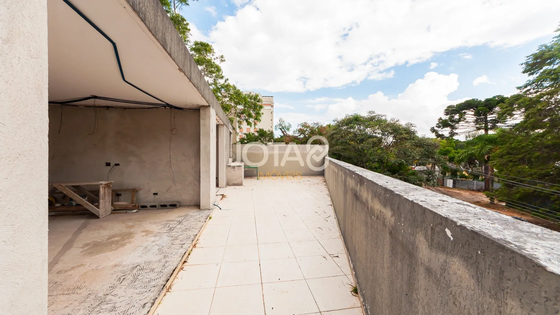 House with 2 bedrooms and a private BBQ area — photo 25