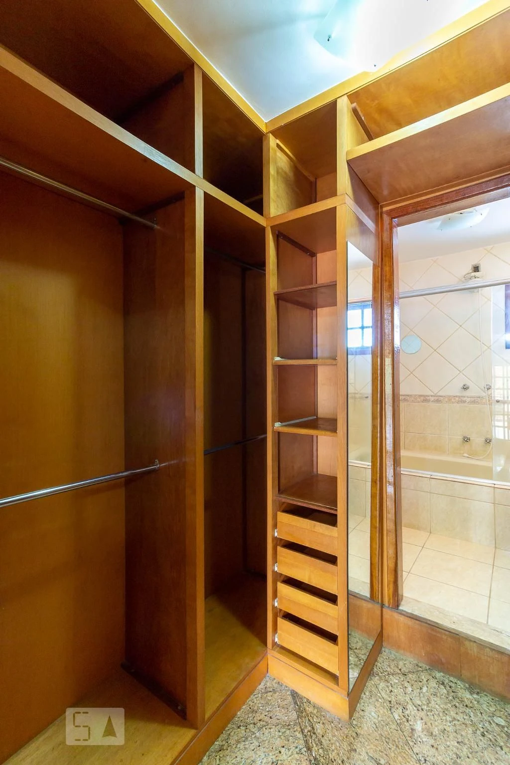 4-bedroom house with a jacuzzi in Rio de Janeiro — photo 23