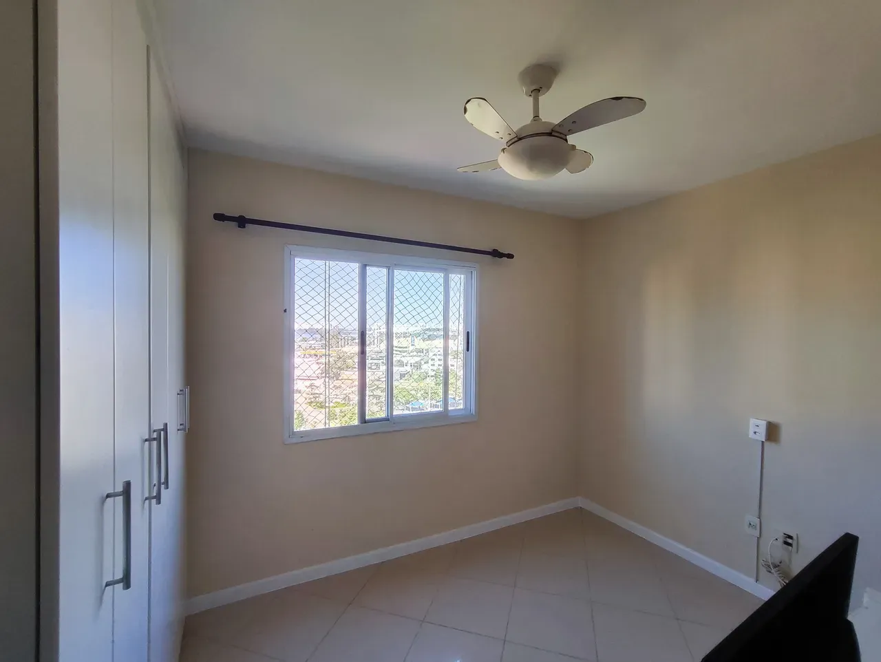 Apartamento mobiliado de 103 m² com varanda envidraçada — photo 5