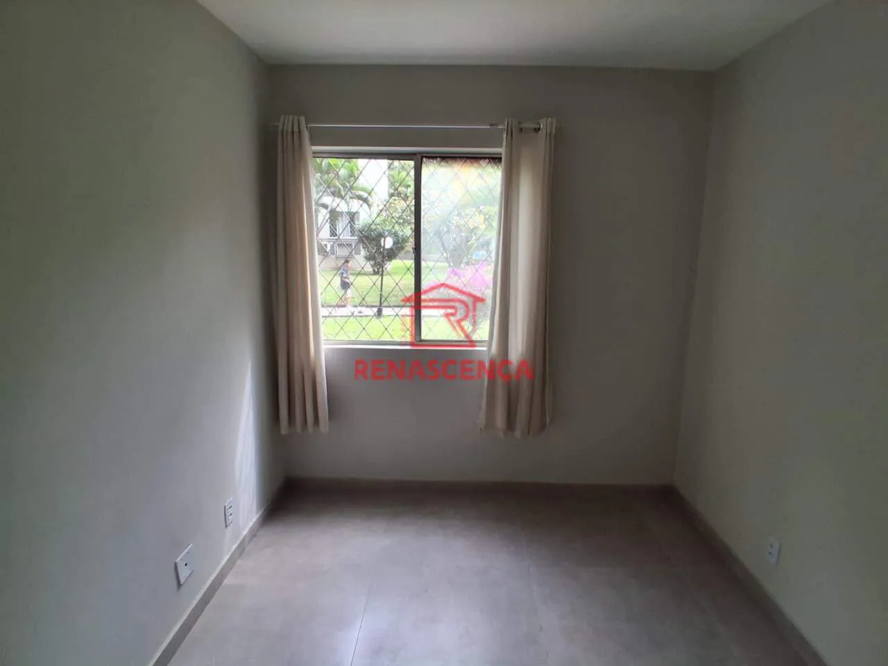 2-bedroom apartment with no parking, 1 bathroom — photo 10
