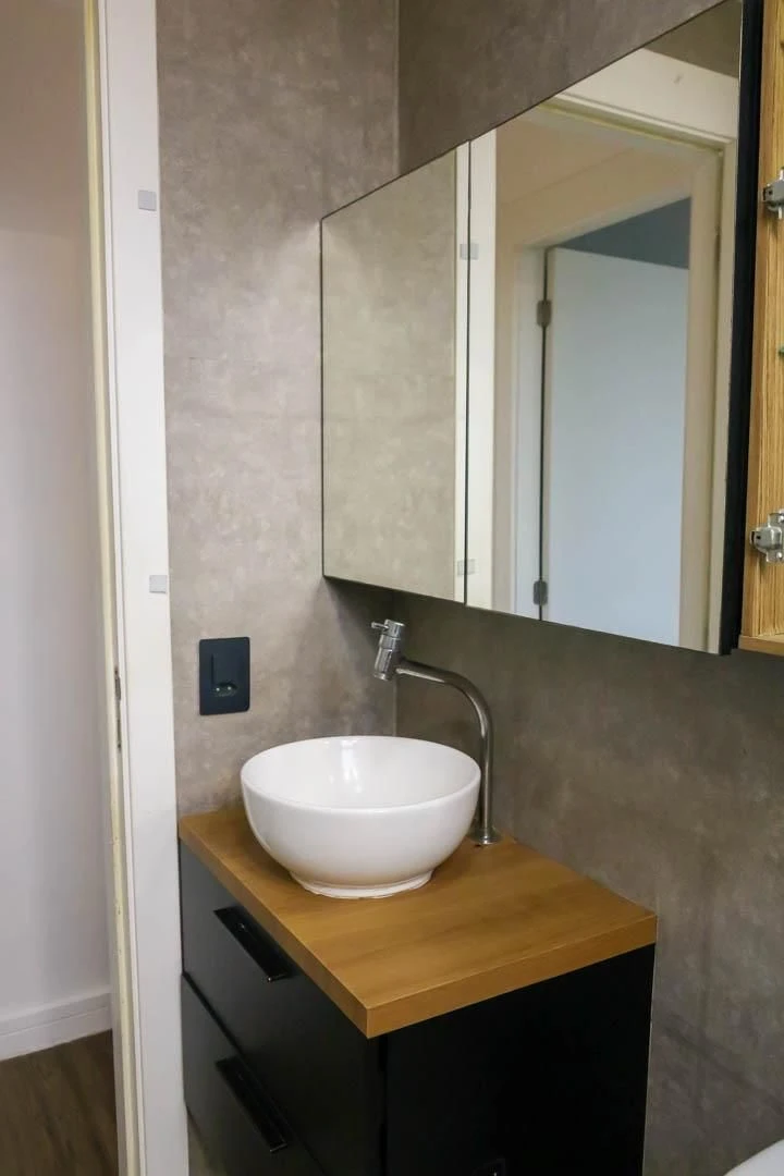 Apartment with 2 bedrooms and a balcony — photo 44