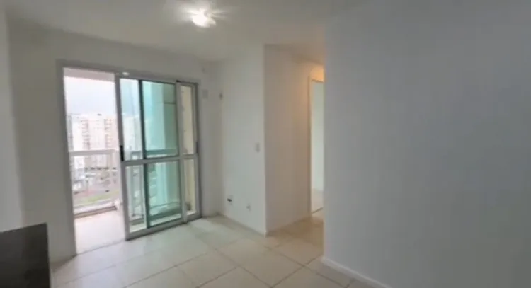 3-bedroom apartment with balcony and 2 bathrooms — photo 2
