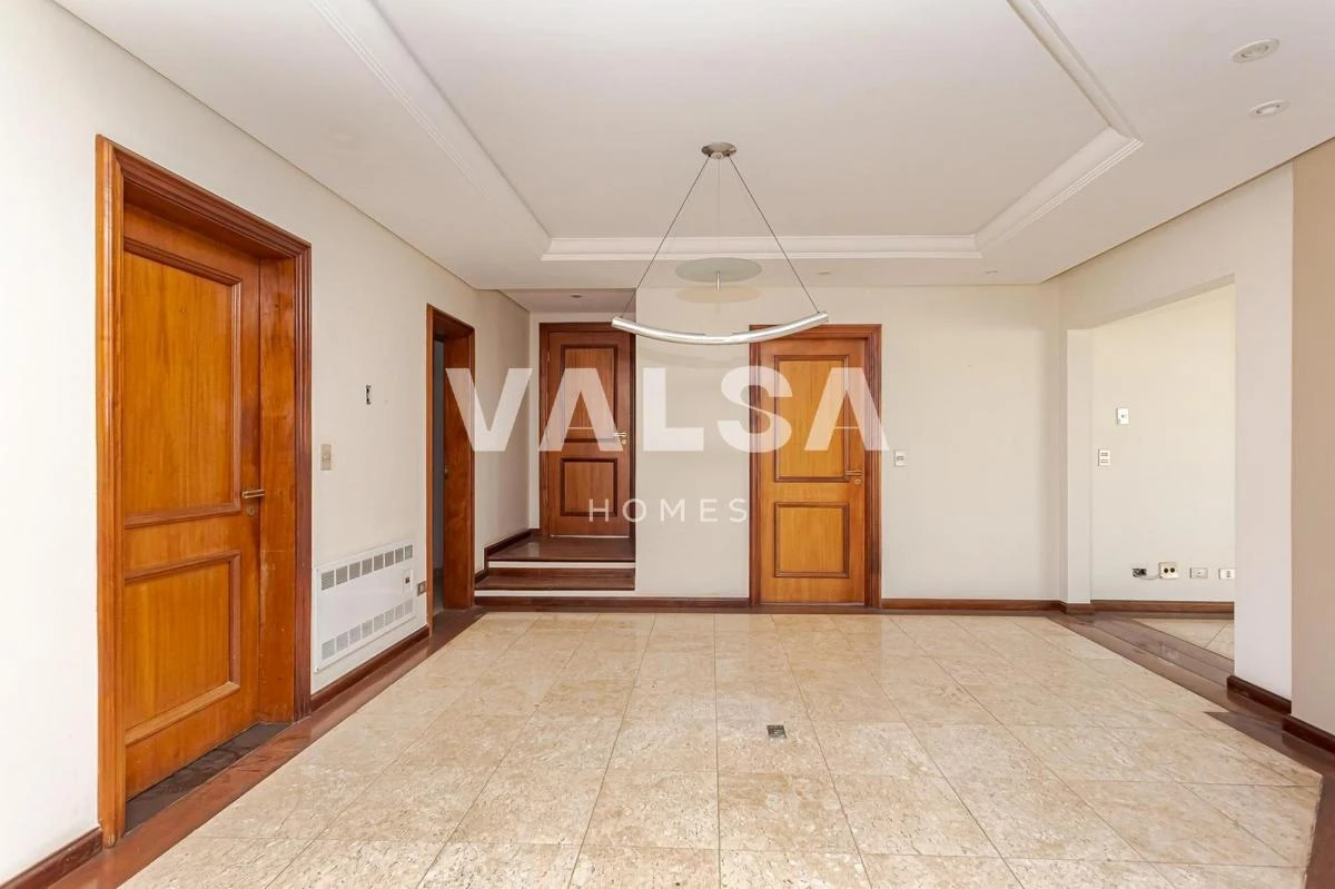 Ванна та 4 спальні: квартира 441 м² — photo 31