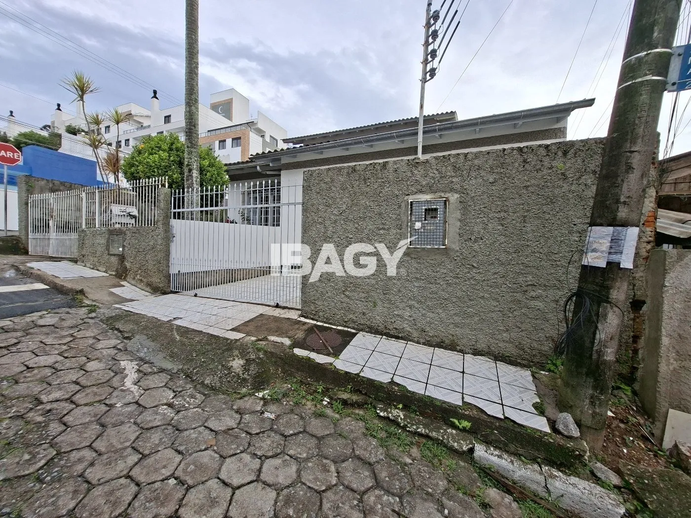 One-bedroom, 30 m² apartment in Florianópolis — photo 12