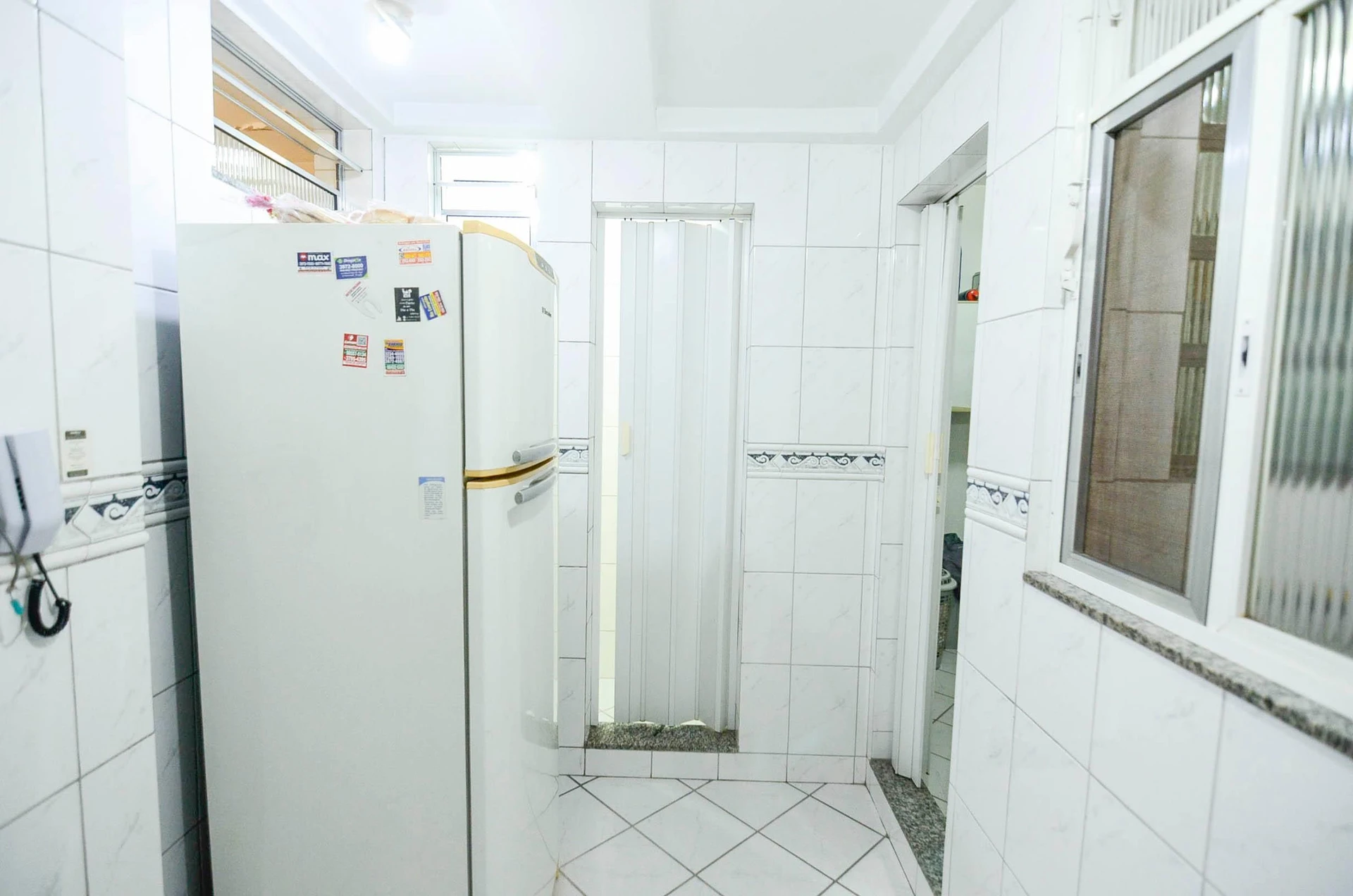 Furnished 2-bedroom apartment with a gas stove — photo 28