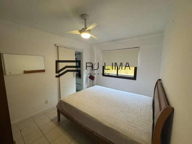 Floor-to-ceiling windows in a 2-bedroom apartment, 80 m² — photo 3