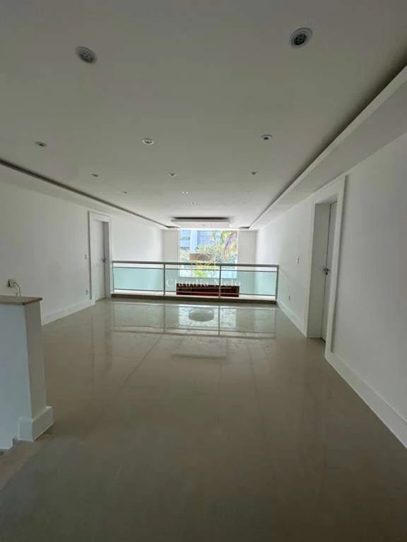 Casa moderna com 5 suítes e 8 banheiros, 10 vagas cobertas — photo 17