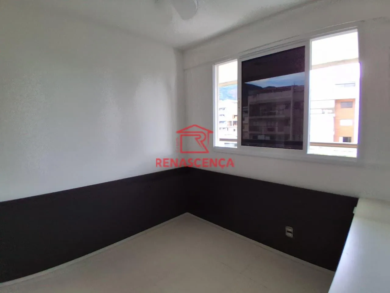 Квартира 77 м² з балконом із грилем та видом на гори — photo 4