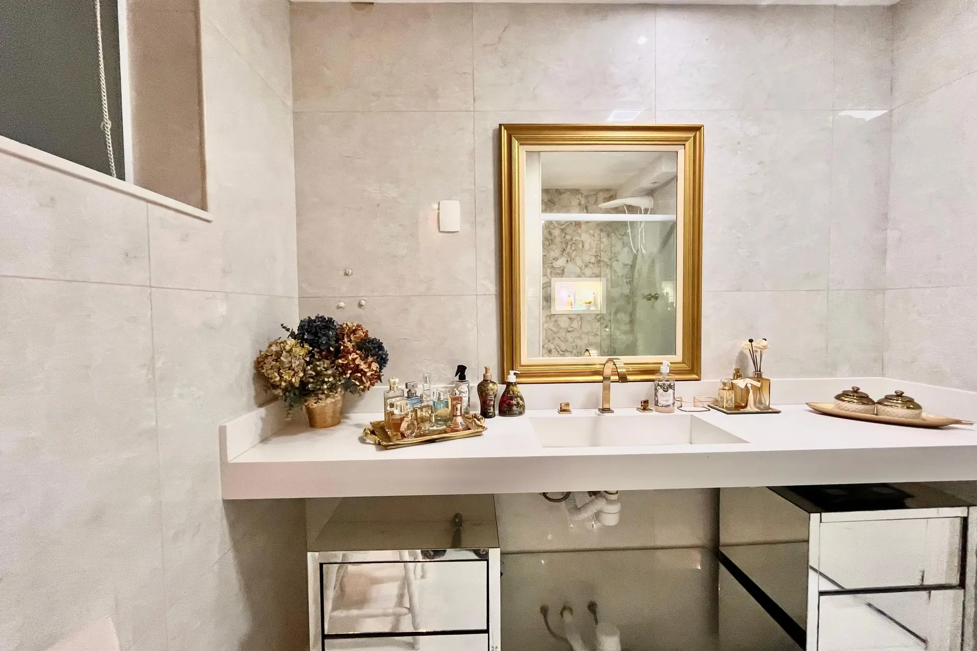 Furnished apartment, 140 m², with a washing machine — photo 33