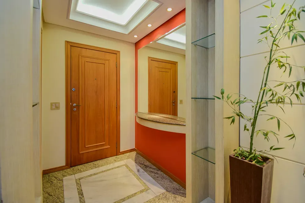 Furnished apartment with 3 bedrooms and 115 m² — photo 25